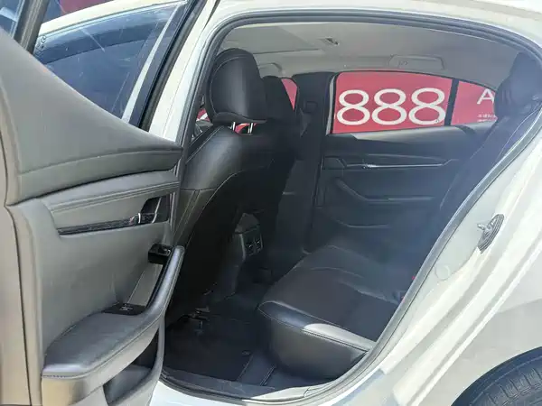 Mazda 3 Axela 2020
