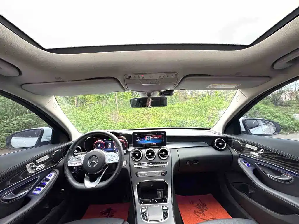 Mercedes-Benz C-Class 2020