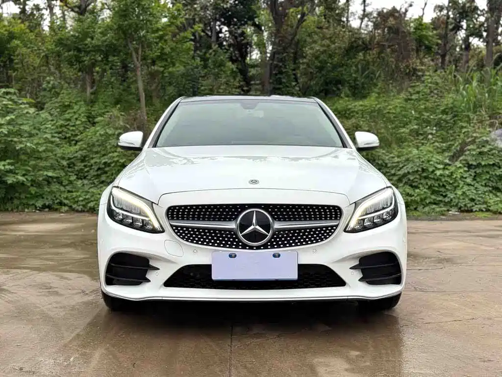 Mercedes-Benz C-Class 2020