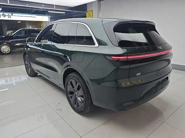 Li Auto L6 2026