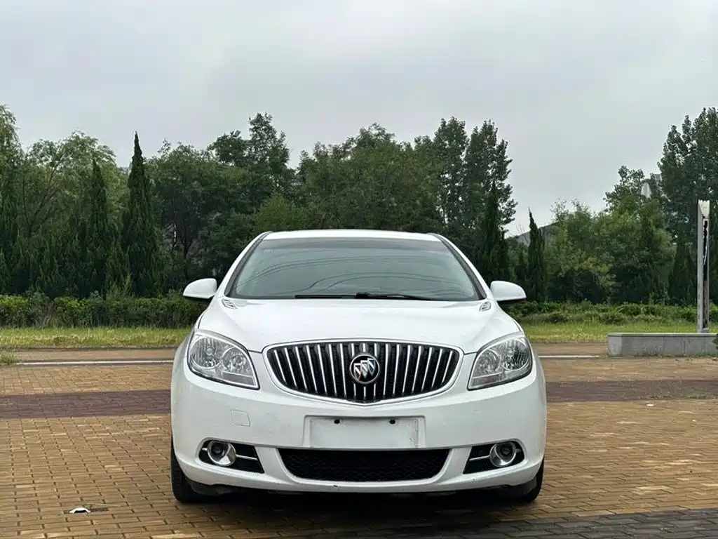 Buick Excelle 2013