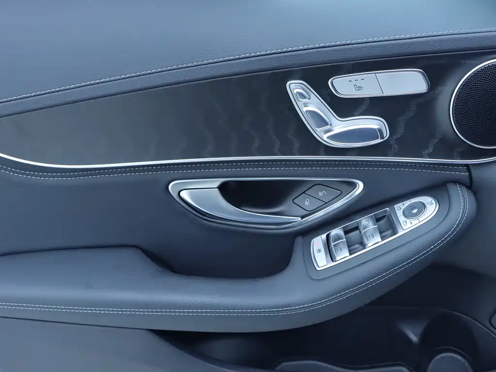 Mercedes-Benz C-Class 2018 — фото 12