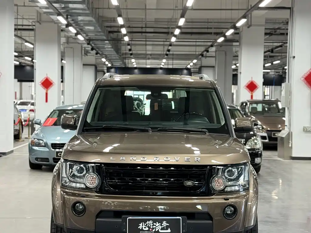 Land Rover Discovery 2011 — фото 2
