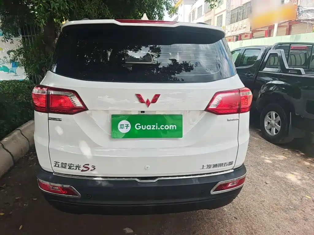 Wuling Hongguang S3 2019