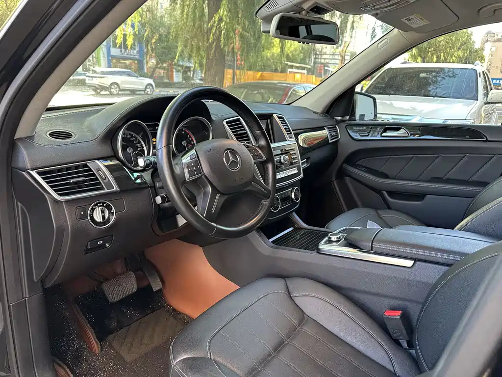 Mercedes-Benz GL-Class 2015 — фото 8