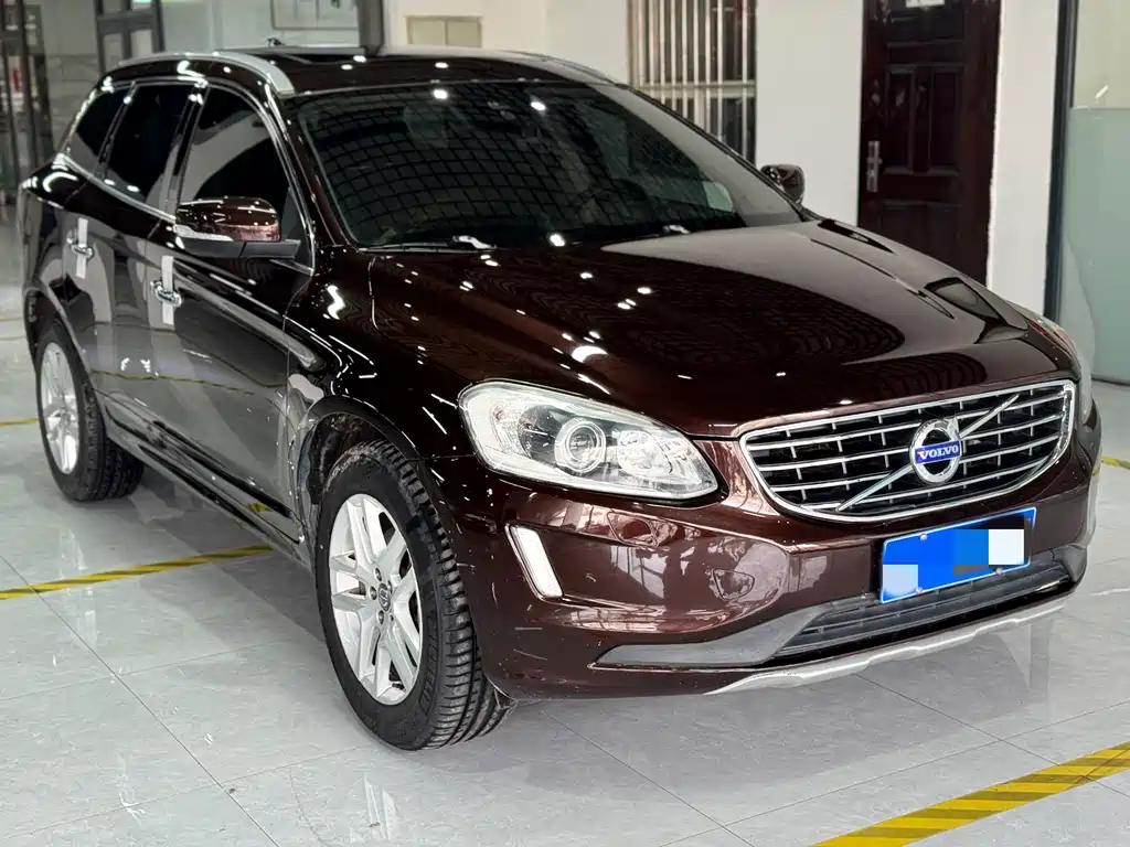 Volvo XC60 2017 — фото 3