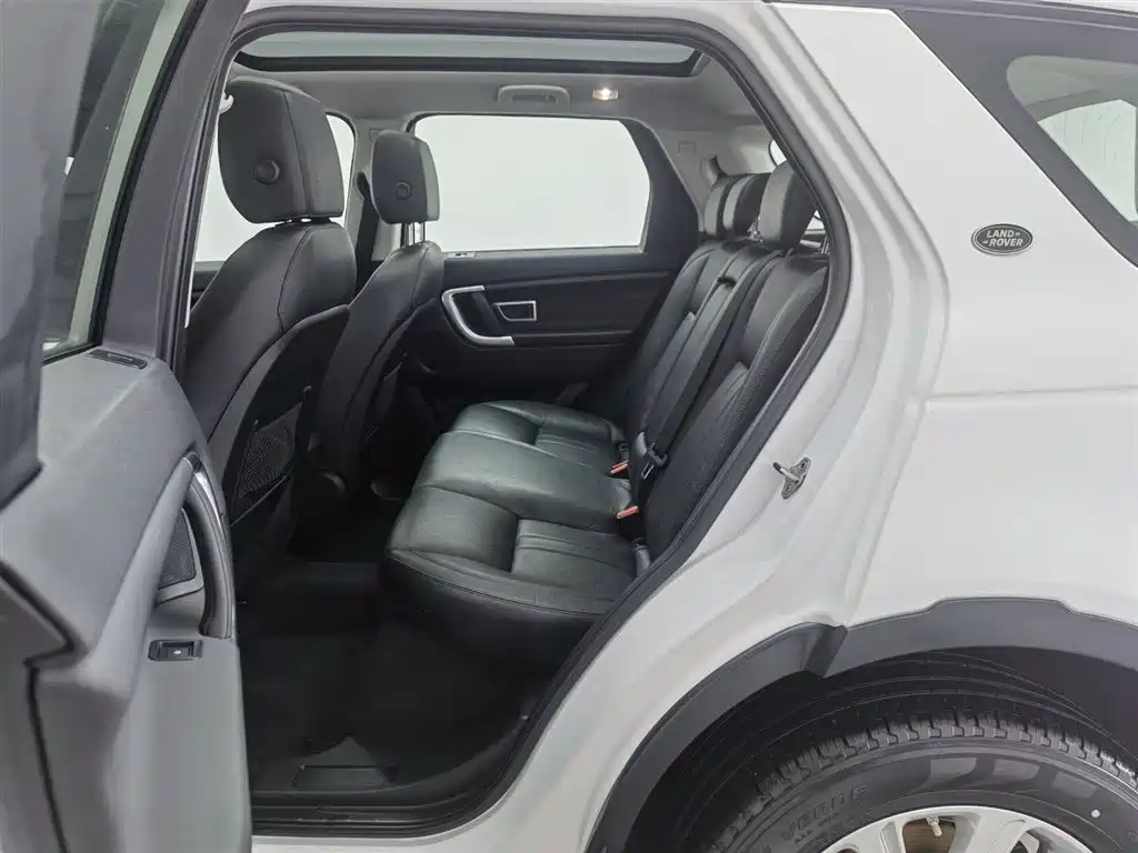 Land Rover Discovery Sport 2018 — фото 15