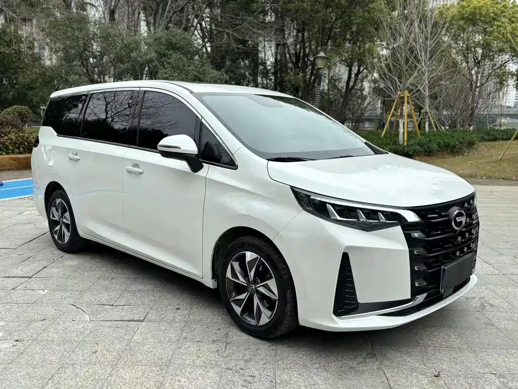 GAC Motor Trumpchi M6 2022 — фото 2