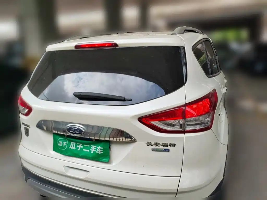 Ford Kuga 2016 — фото 3