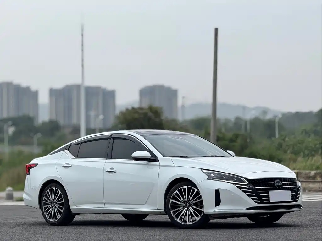 Nissan Teana 2023 — фото 3