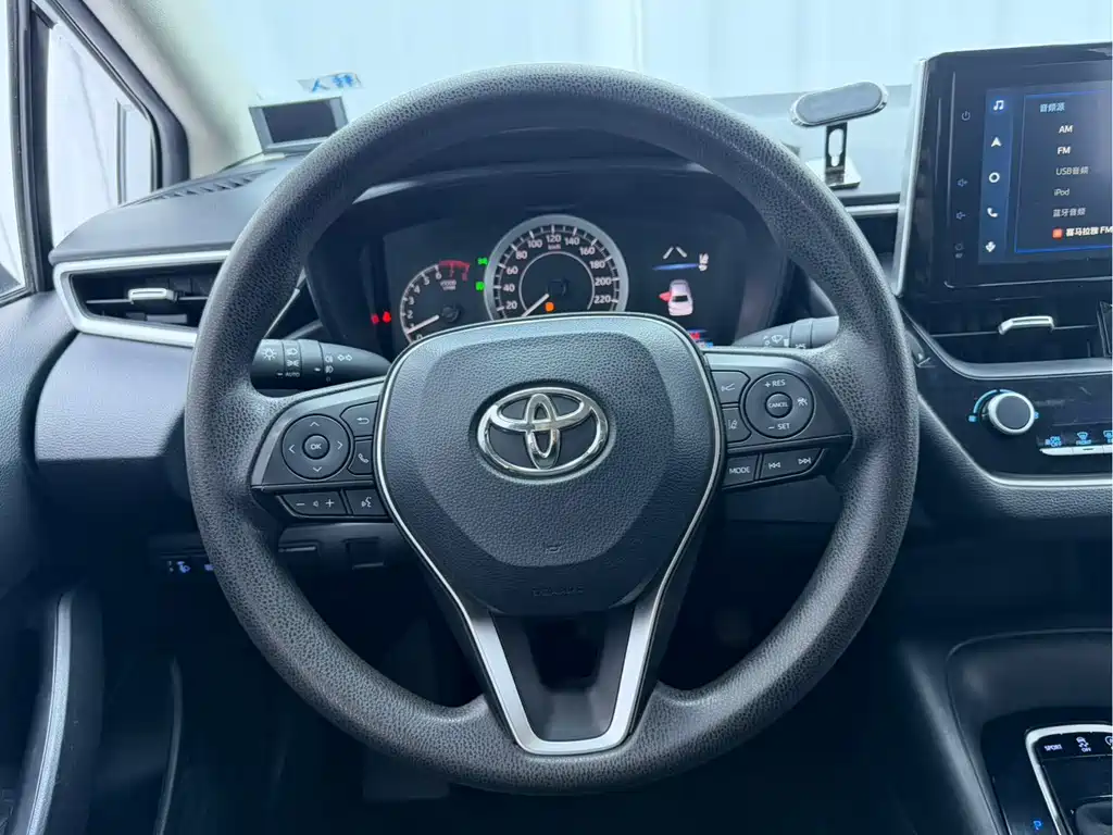 Toyota Corolla 2022 — фото 12
