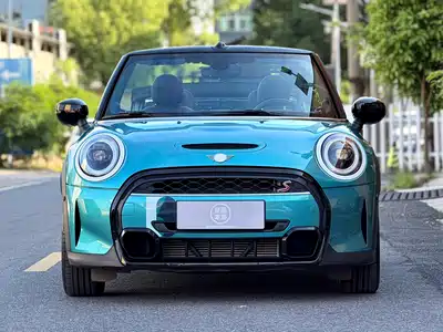 MINI MINI 2023
