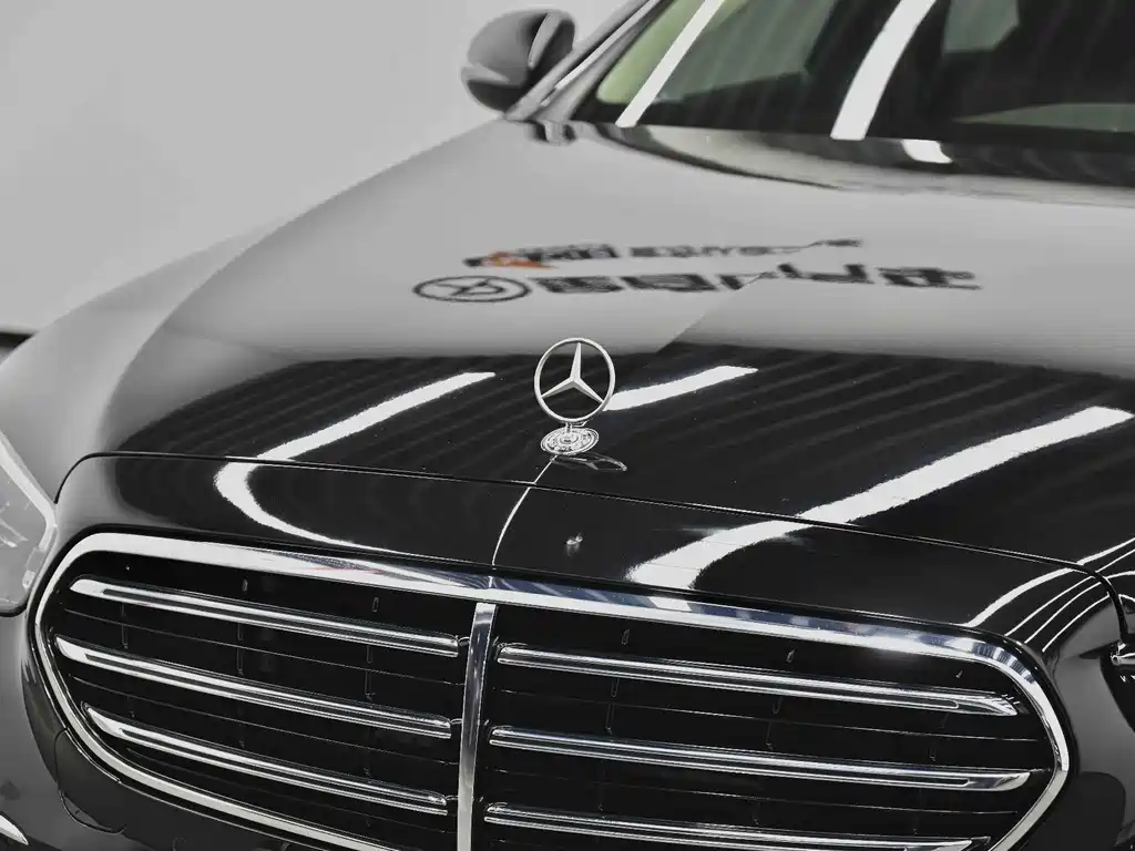 Mercedes-Benz E-Class 2022 — фото 4