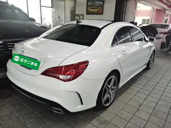Mercedes-Benz CLA 2015