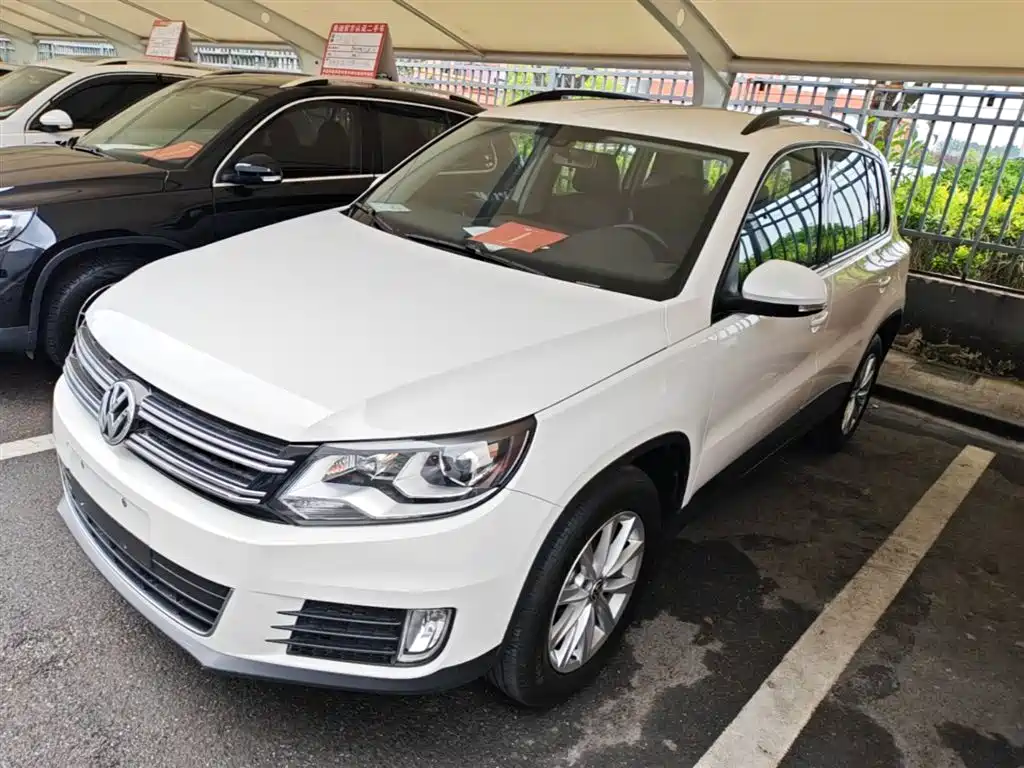 Volkswagen Tiguan 2015 — фото 2