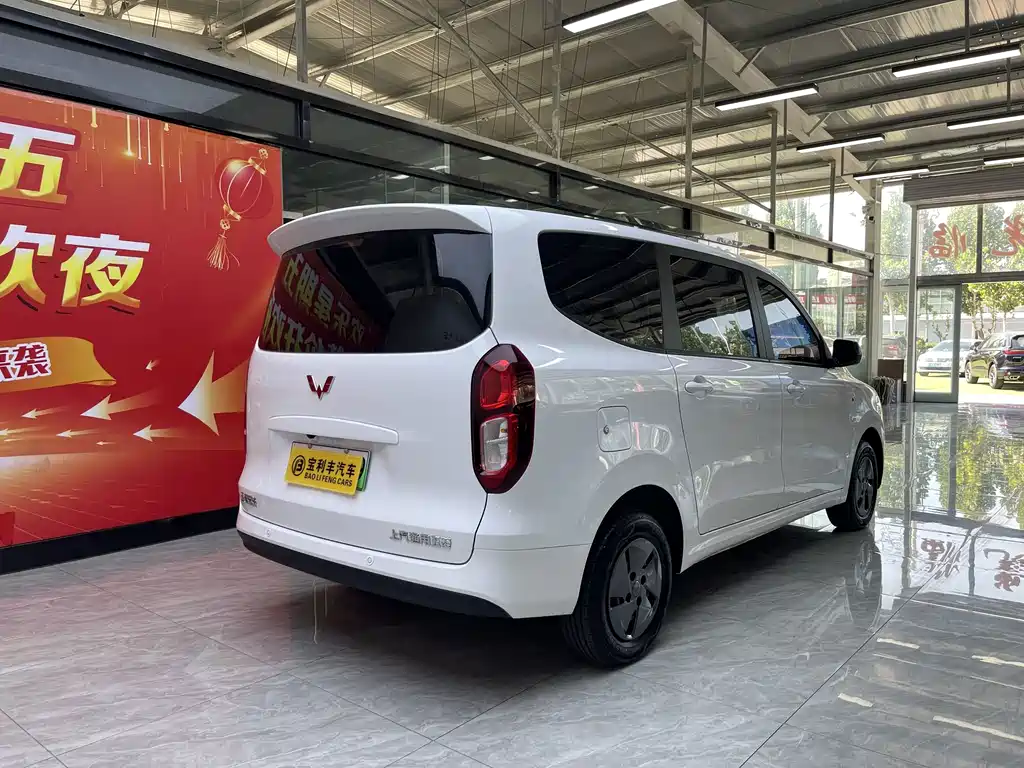 Wuling Hongguang New Energy 2025 — фото 9