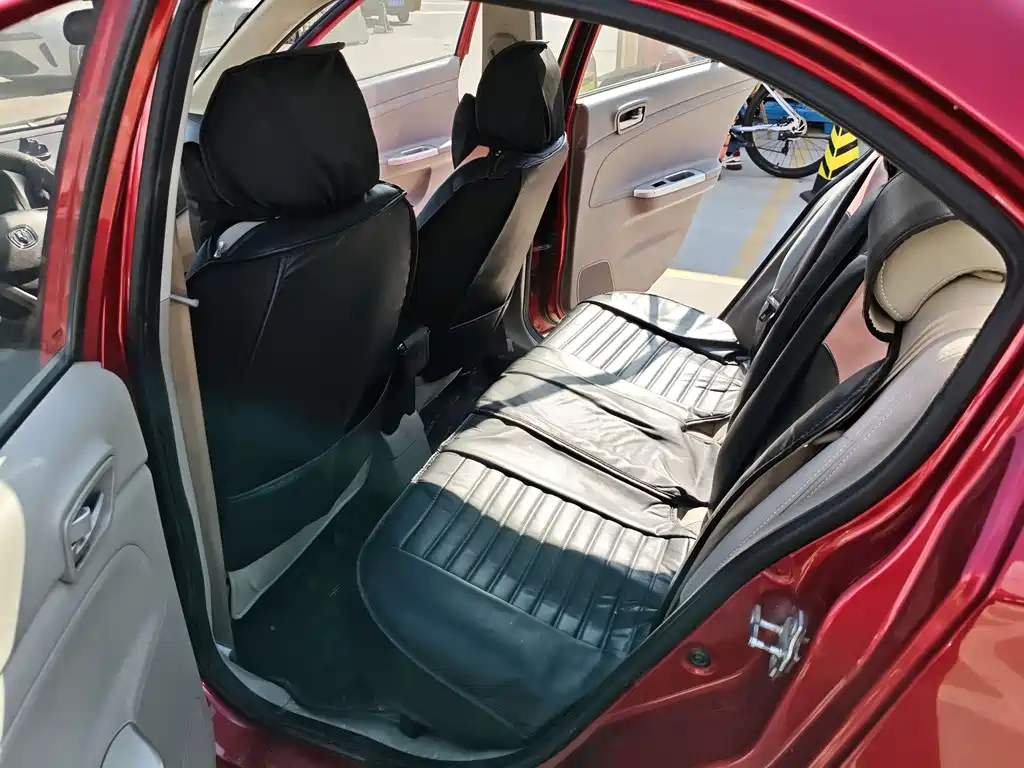 Changan V3 2017 — фото 13
