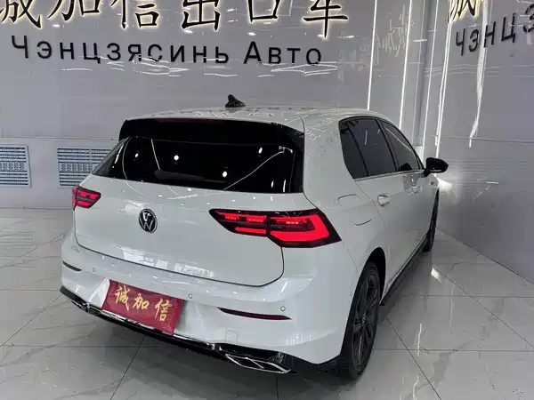 Volkswagen Golf 2023