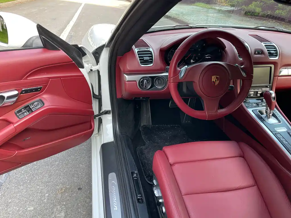 Porsche Cayman 2015