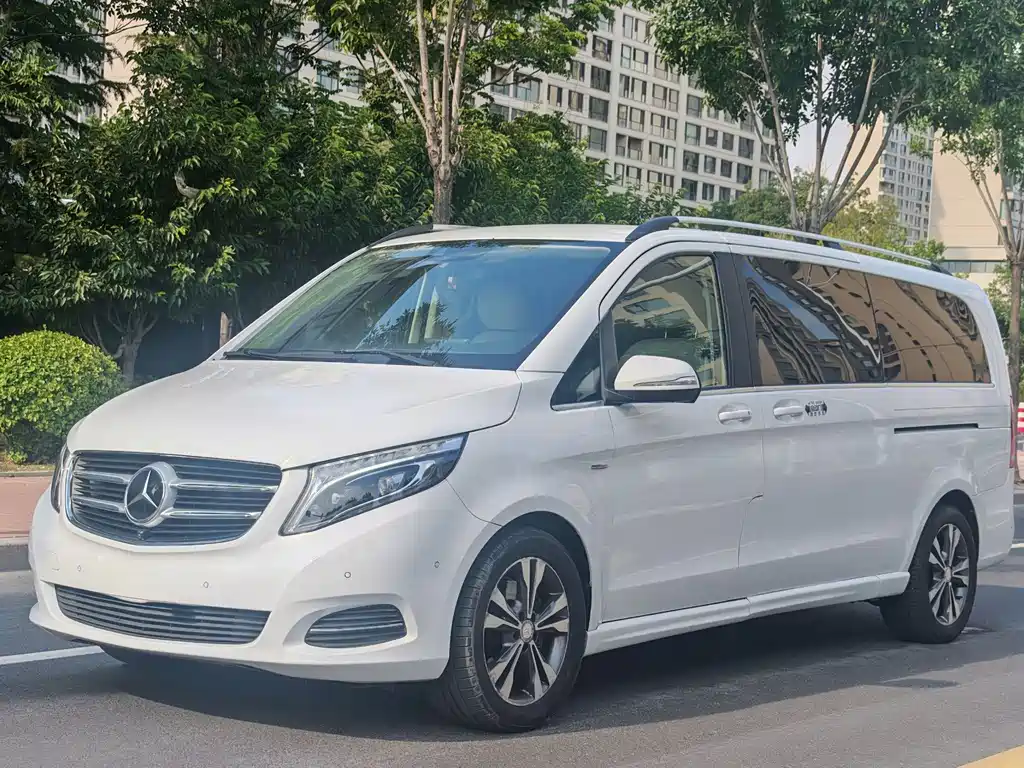 Mercedes-Benz V-Class 2016