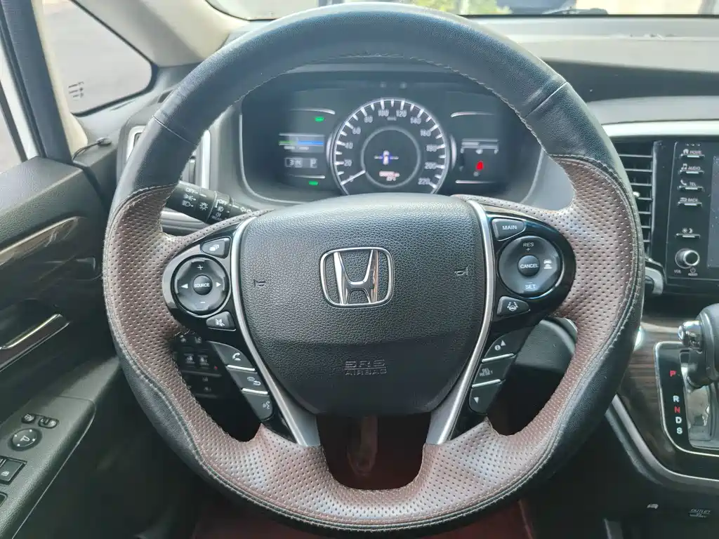 Honda Odyssey 2021 — фото 10