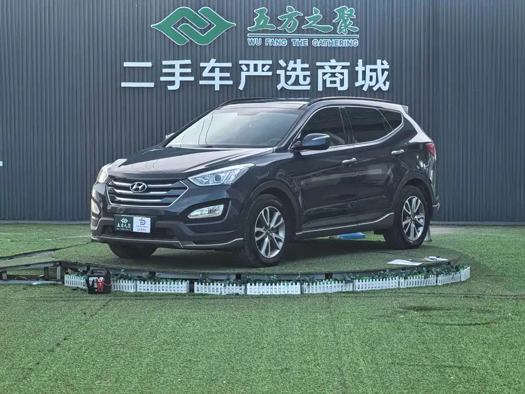 Hyundai Santa Fe 2013