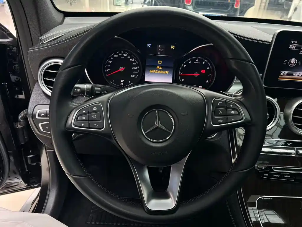Mercedes-Benz GLC 2019 — фото 11