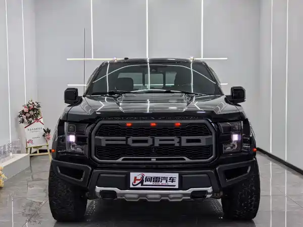 Ford F-150 Raptor 2018