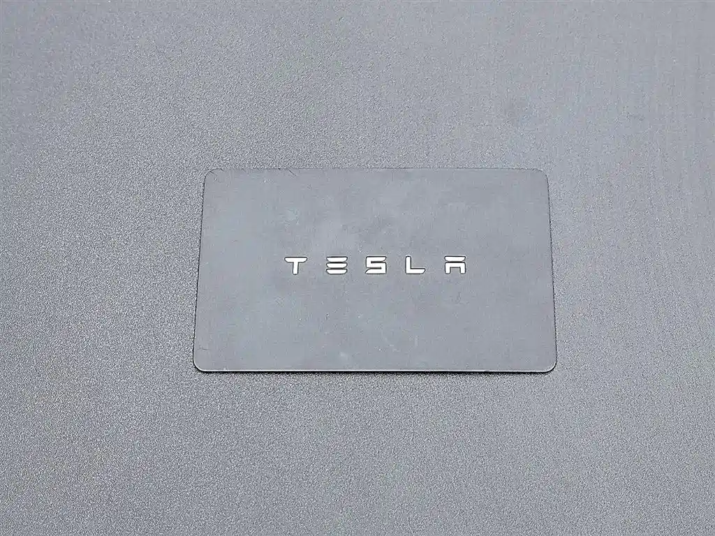 Tesla Model 3 2020 — фото 19