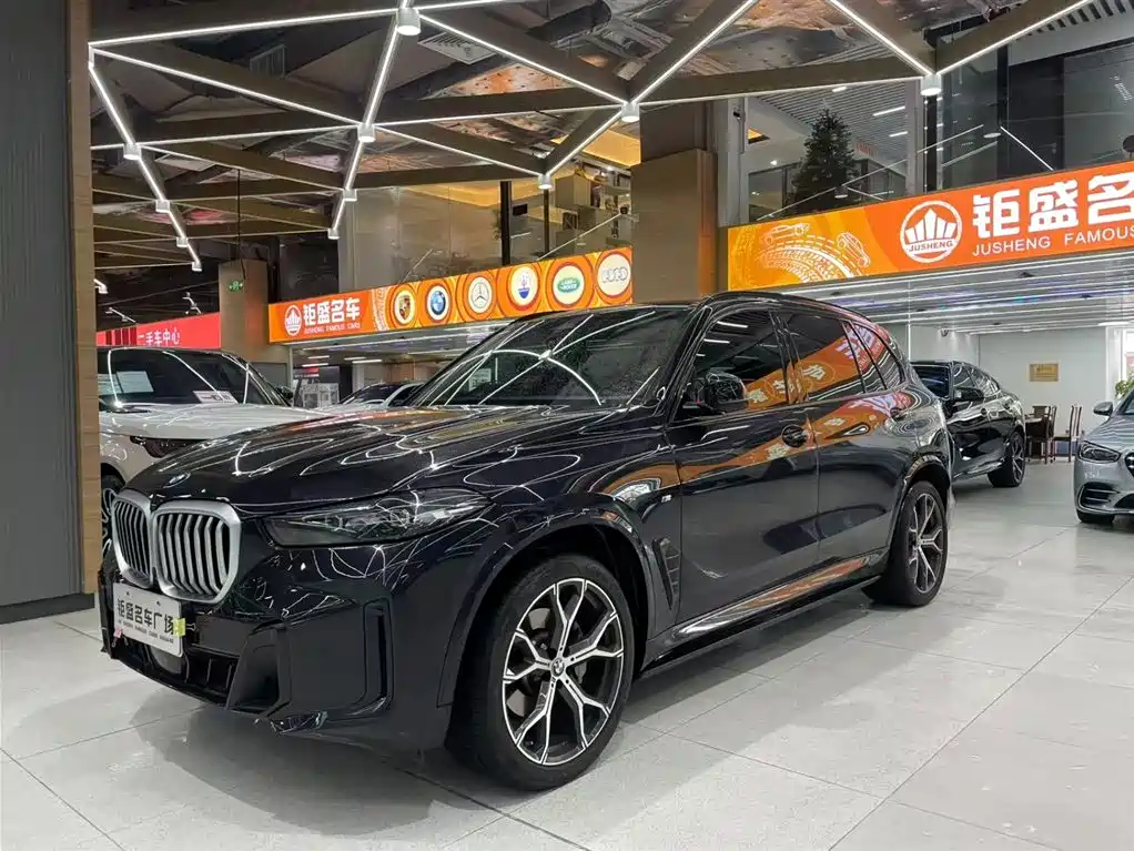 BMW X5 2024 — фото 1