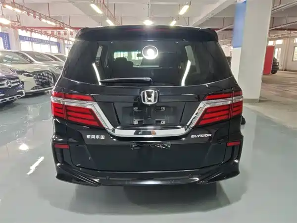 Honda Elysion 2016