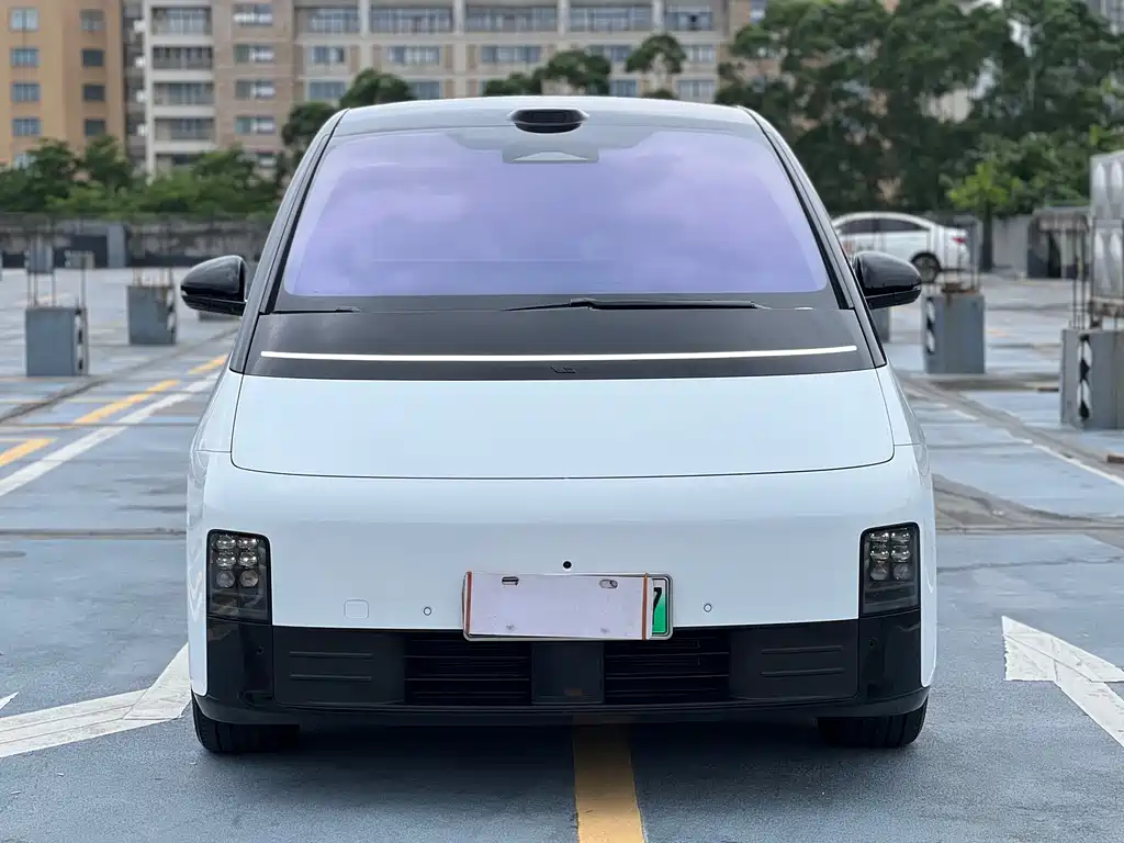 Li Auto Li MEGA 2025