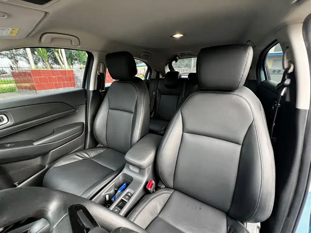 Honda Vezel 2023 — фото 12