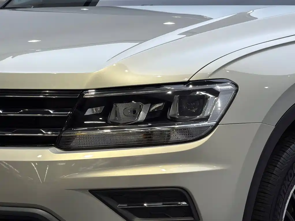 Volkswagen Tiguan L 2017 — фото 14