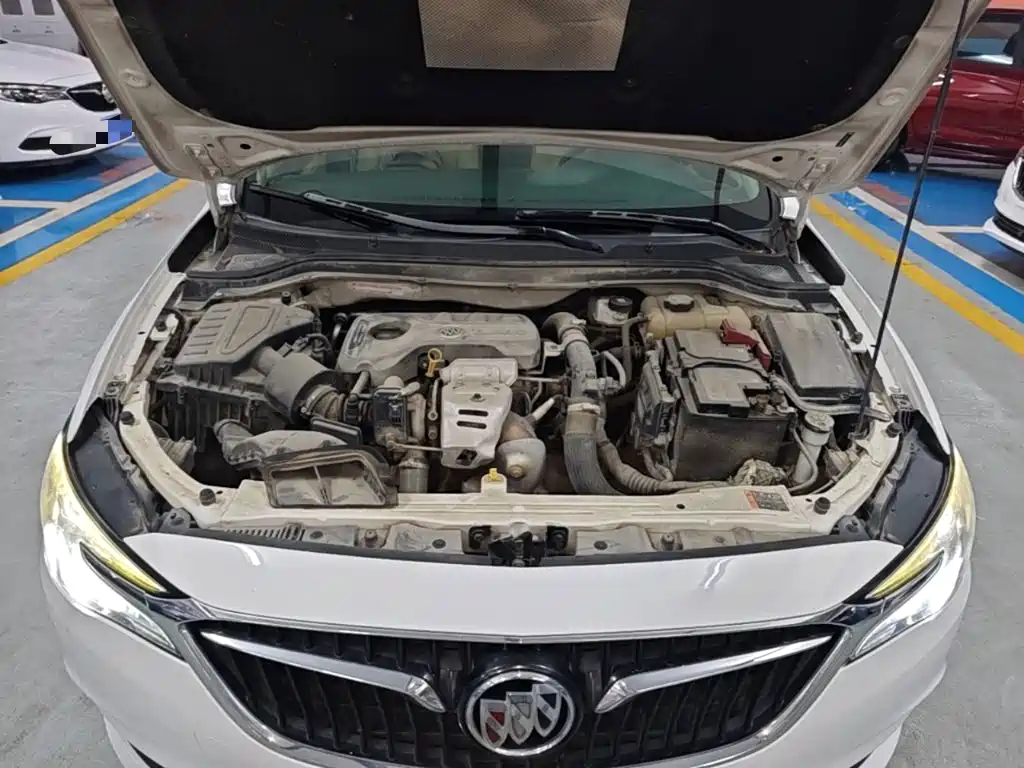 Buick Excelle GT 2017 — фото 20