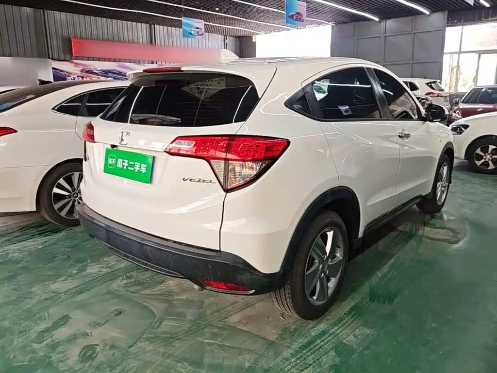 Honda Vezel 2020 — фото 7