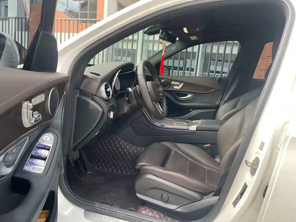 Mercedes-Benz GLC 2022