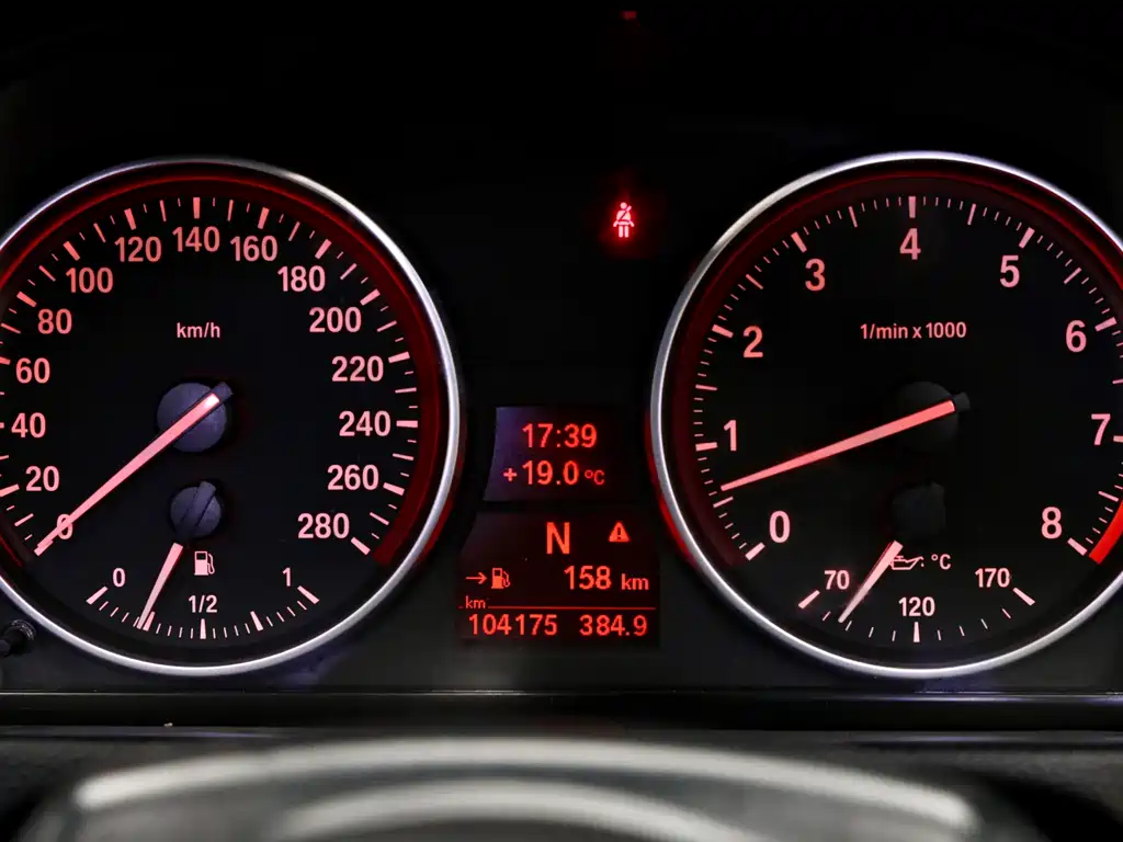 BMW 3 Series 2007 — фото 11