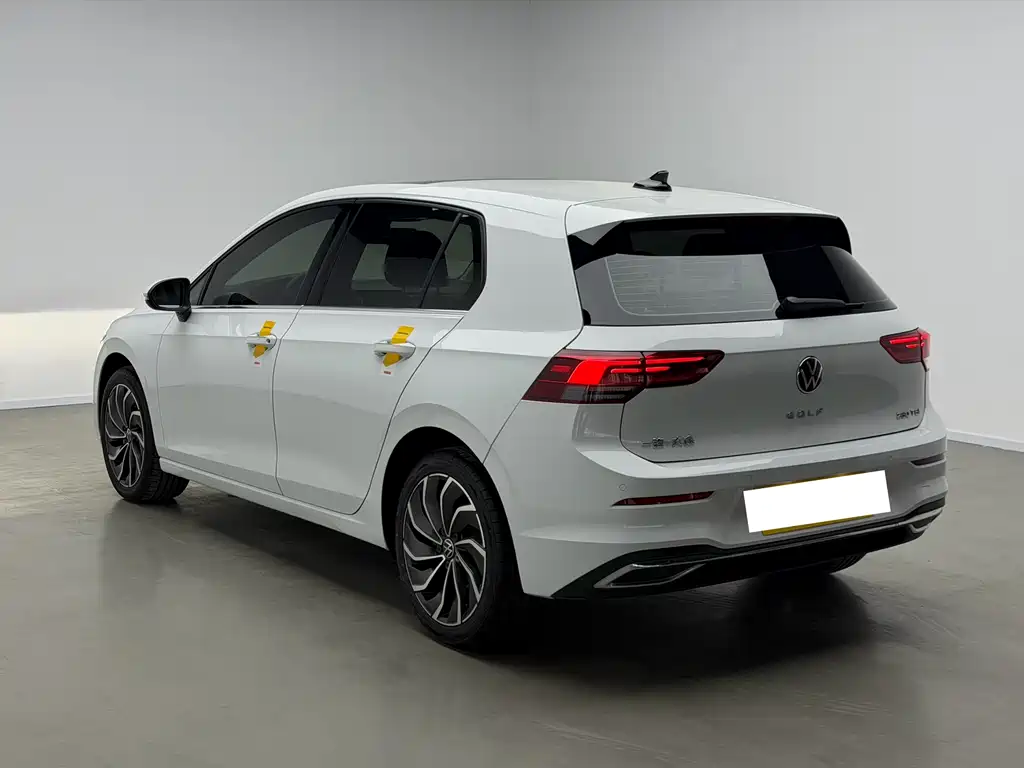 Volkswagen Golf 2023