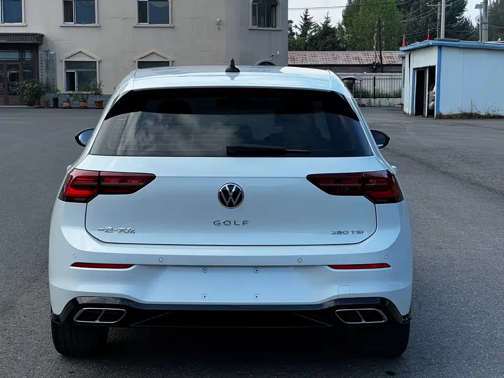 Volkswagen Golf 2022