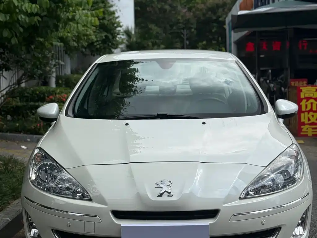 Peugeot 408 2013
