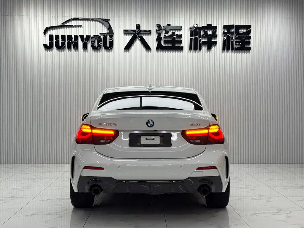 BMW 1 Series 2023