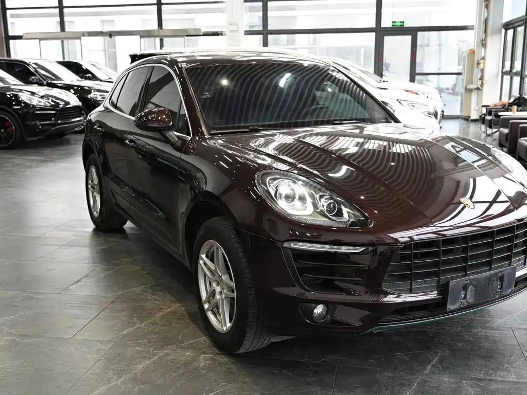 Porsche Macan 2016