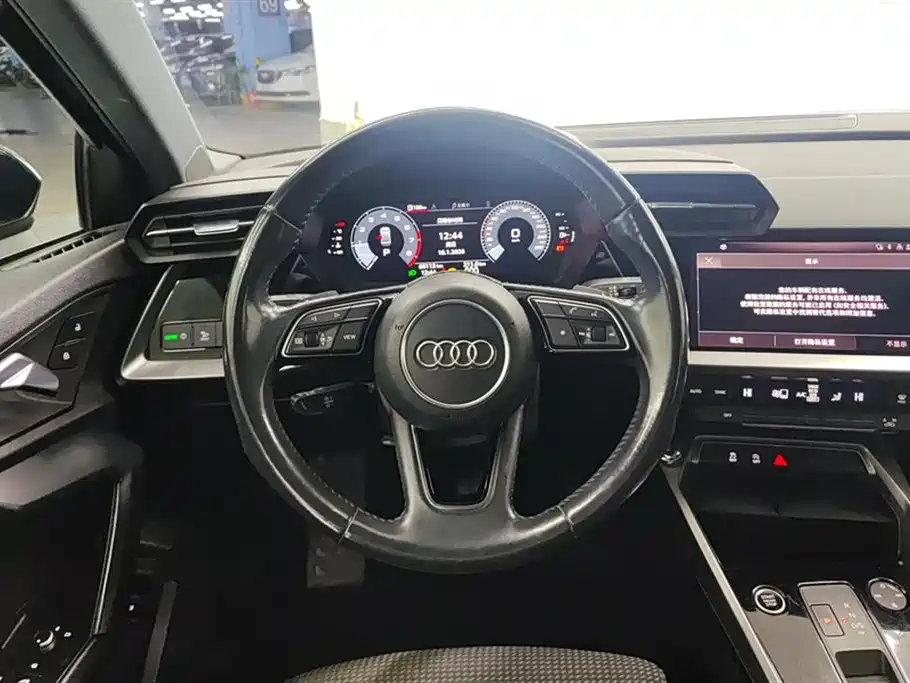 Audi A3 2022 — фото 15