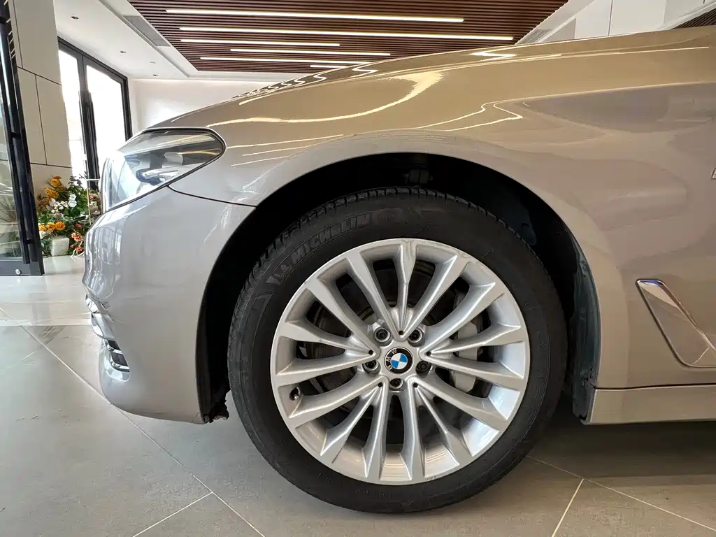 BMW 5 Series 2018