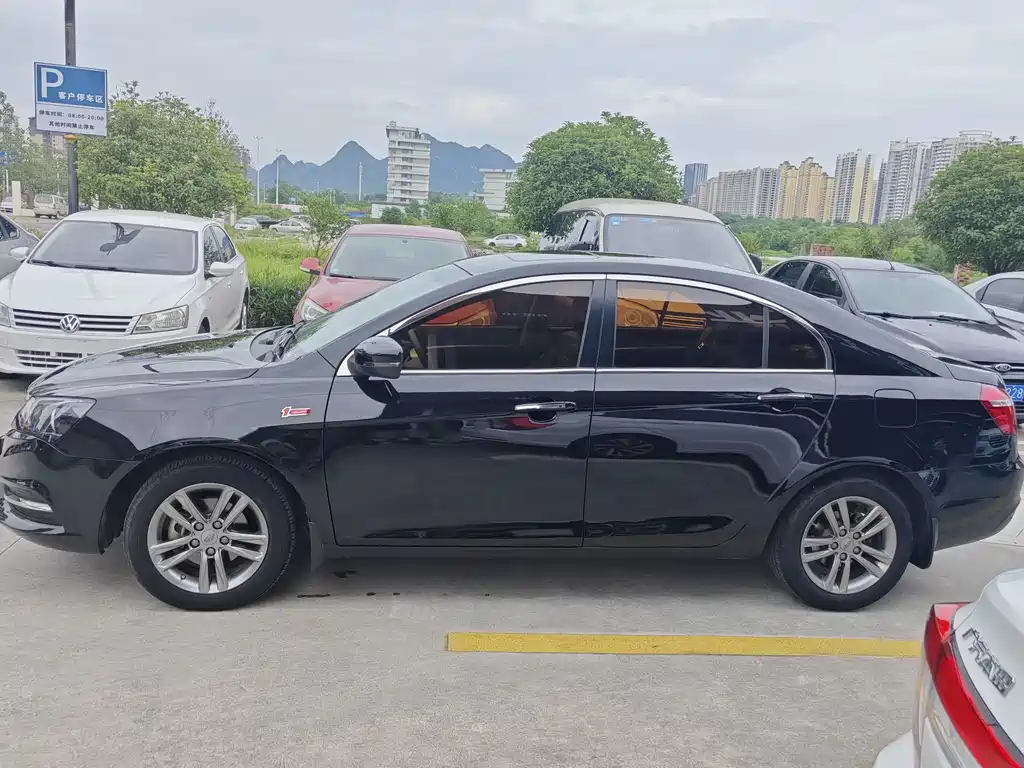 Geely Emgrand 2017