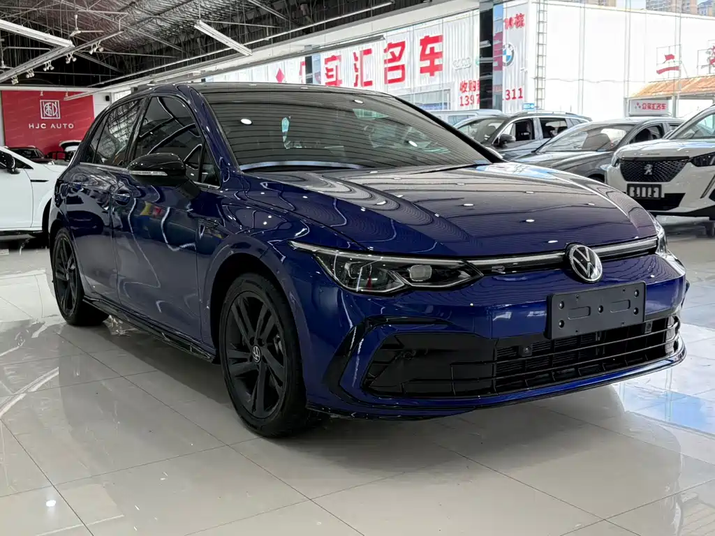 Volkswagen Golf 2023