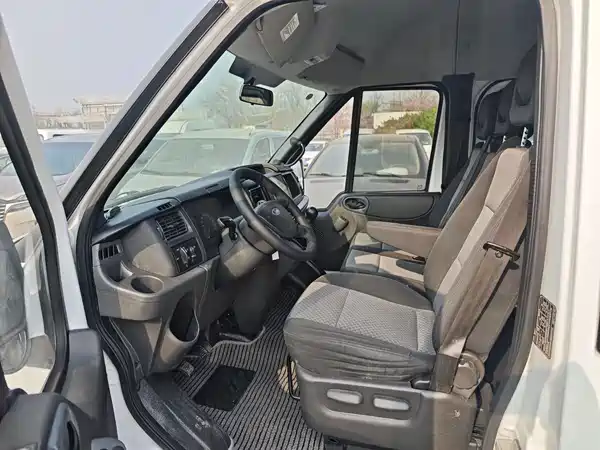 Ford New Generation Transit 2016