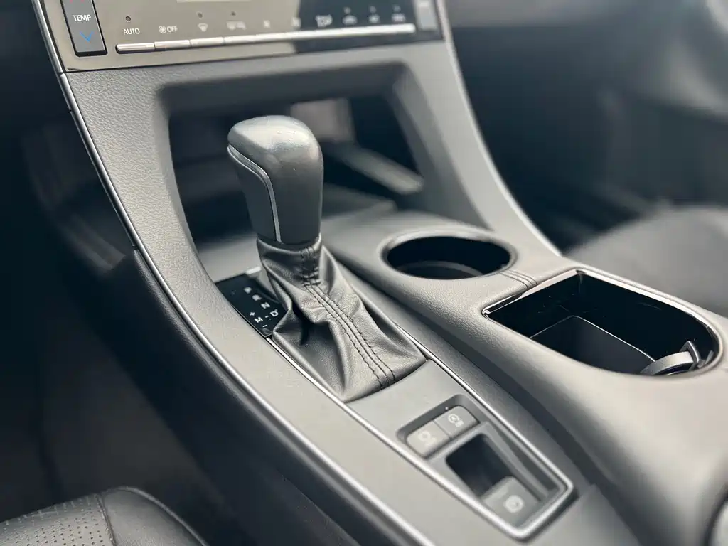 Toyota Avalon 2021 — фото 17