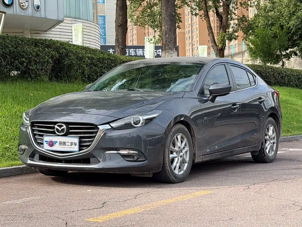 Mazda 3 Axela 2019